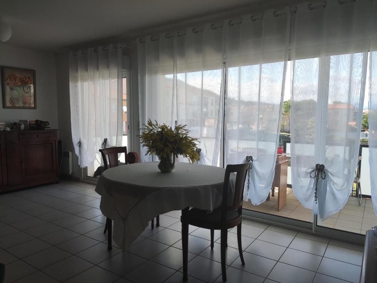 Douces Vacances Apartment Villelongue-dels-Monts Bagian luar foto